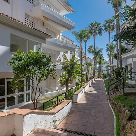 Stunning Duplex By The Golf & Terrace By The 아파트 마르베야