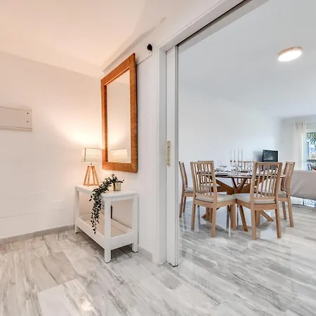 Stunning Duplex By The Golf & Terrace By The 마르베야