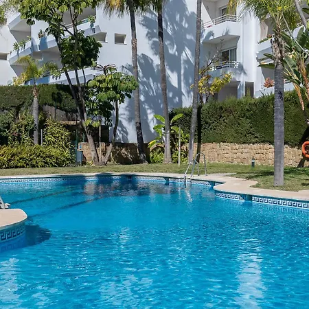 Stunning Duplex By The Golf & Terrace By The Apartament Marbella