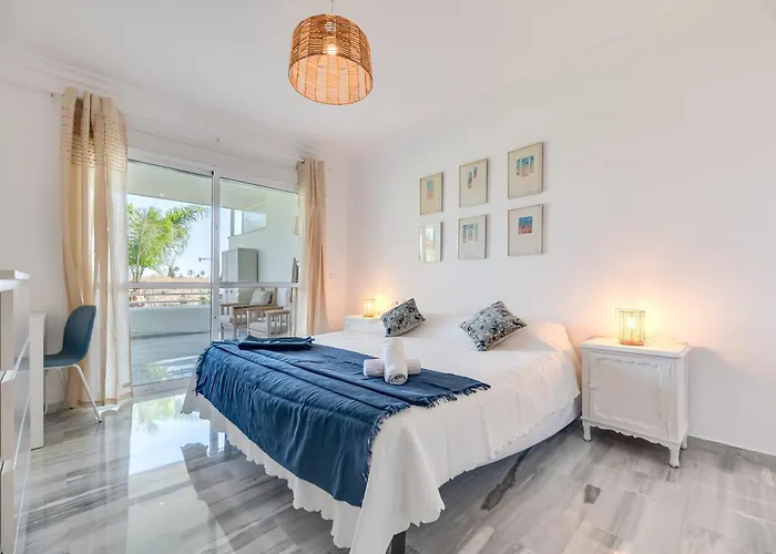 Апартаменты Stunning Duplex By The Golf & Terrace By The