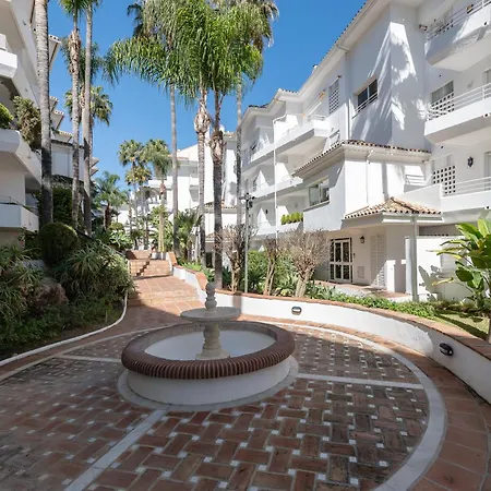 Stunning Duplex By The Golf & Terrace By The Apartment Marbella